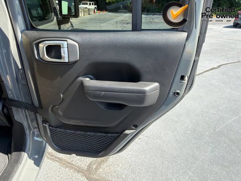 Used 2022 Jeep Wrangler Unlimited Sport AWD/4WD image 21