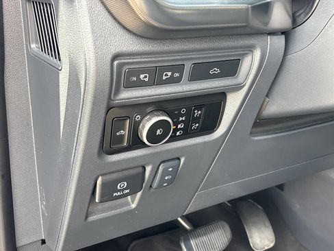 Used 2024 Ford F150 Lariat w/ Equipment Group 502A High AWD/4WD image 29