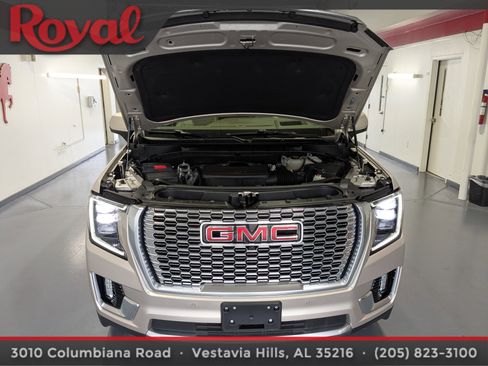 Used 2024 GMC Yukon XL Denali image 29