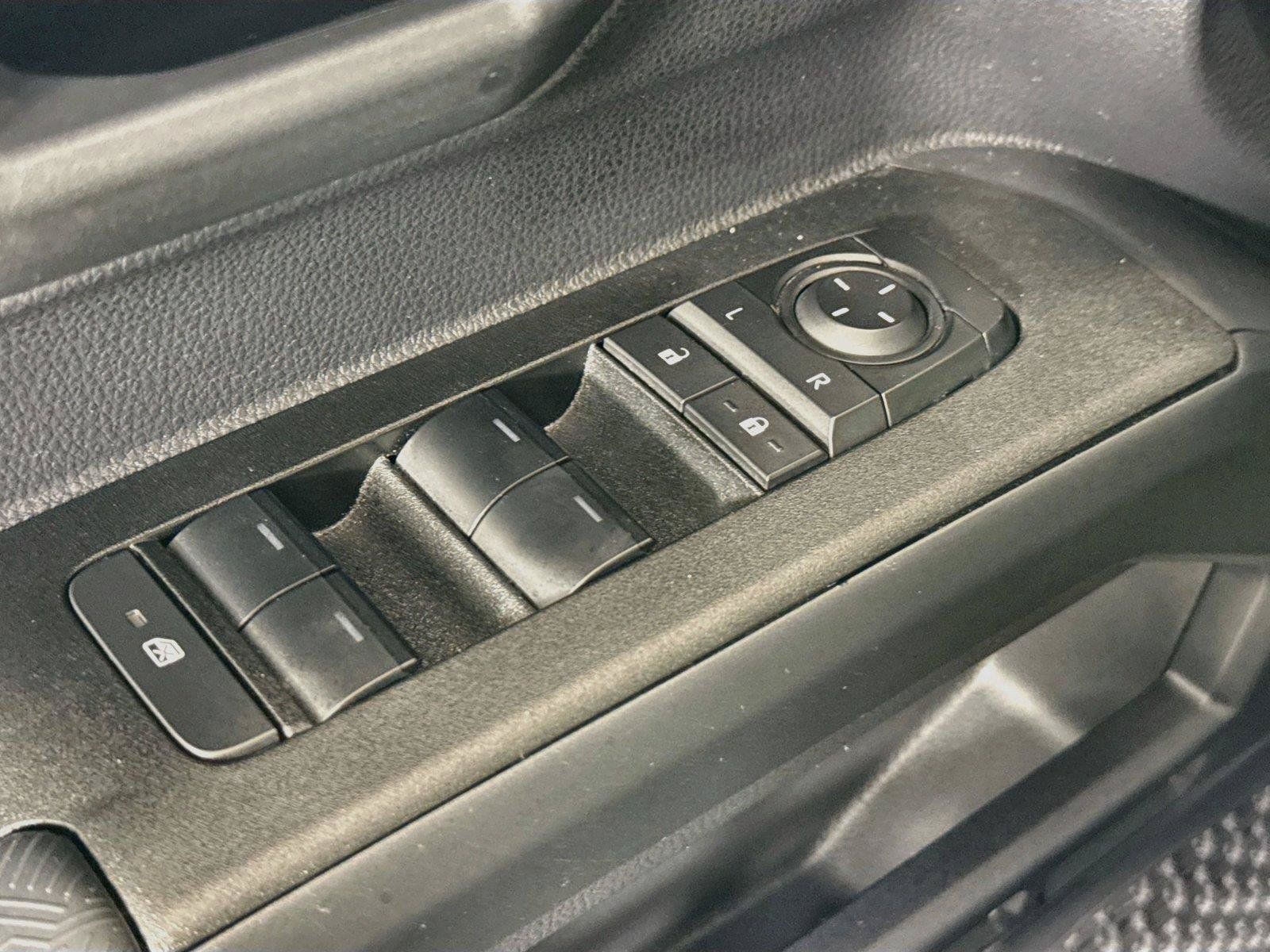 Certified 2025 Toyota 4Runner SR5 AWD/4WD image 26