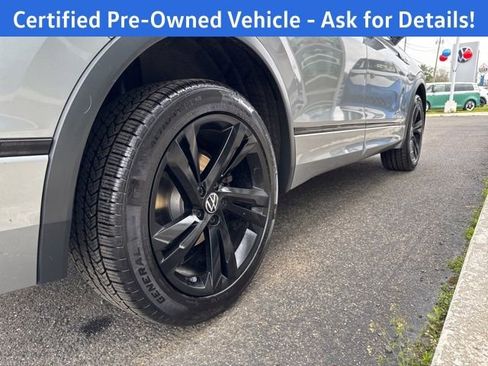 Certified 2023 Volkswagen Tiguan SE R-Line AWD/4WD image 25