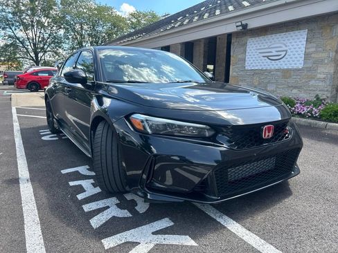 Certified 2024 Honda Civic Type R image 4
