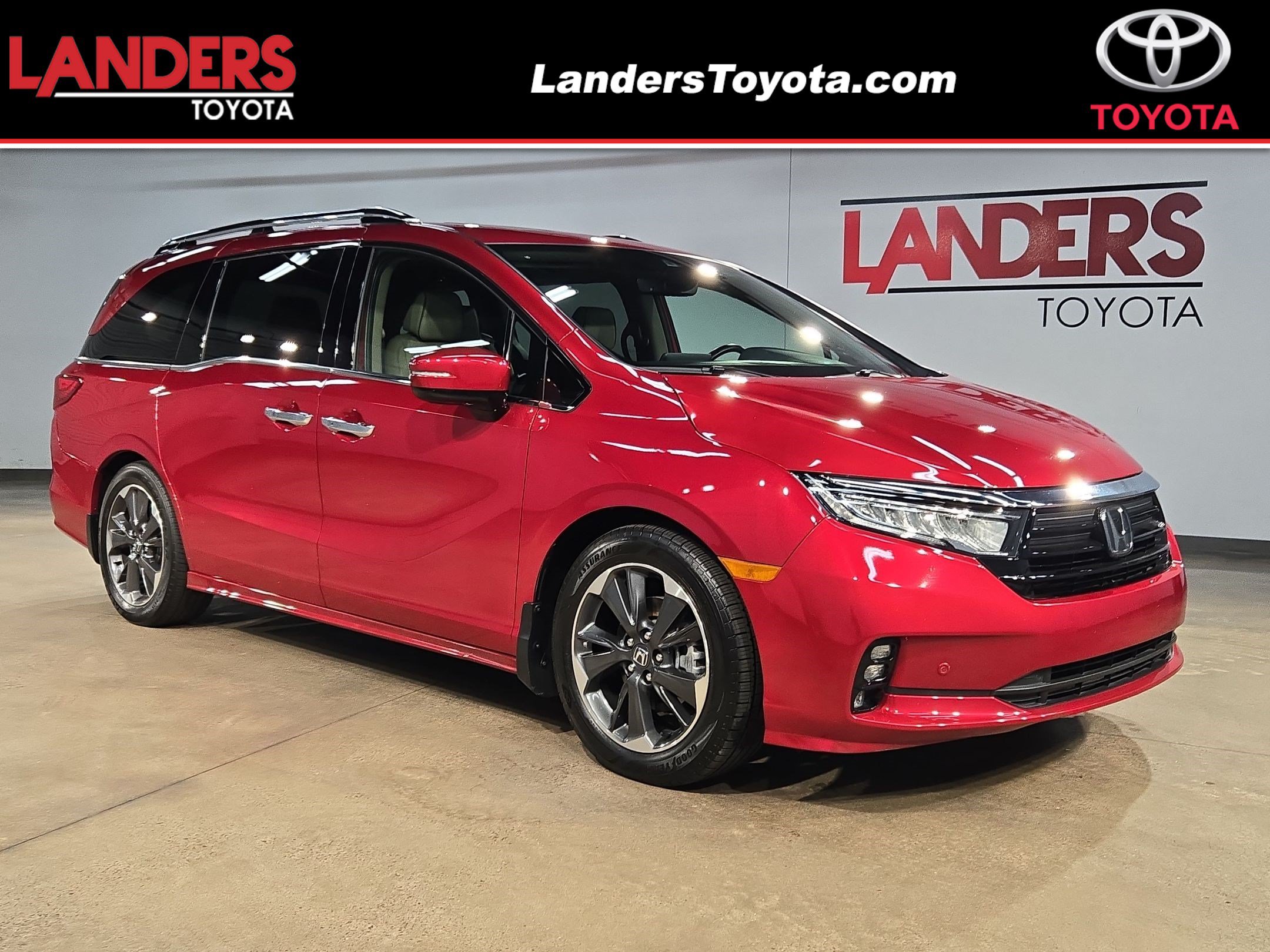 Used 2023 Honda Odyssey Elite image 1