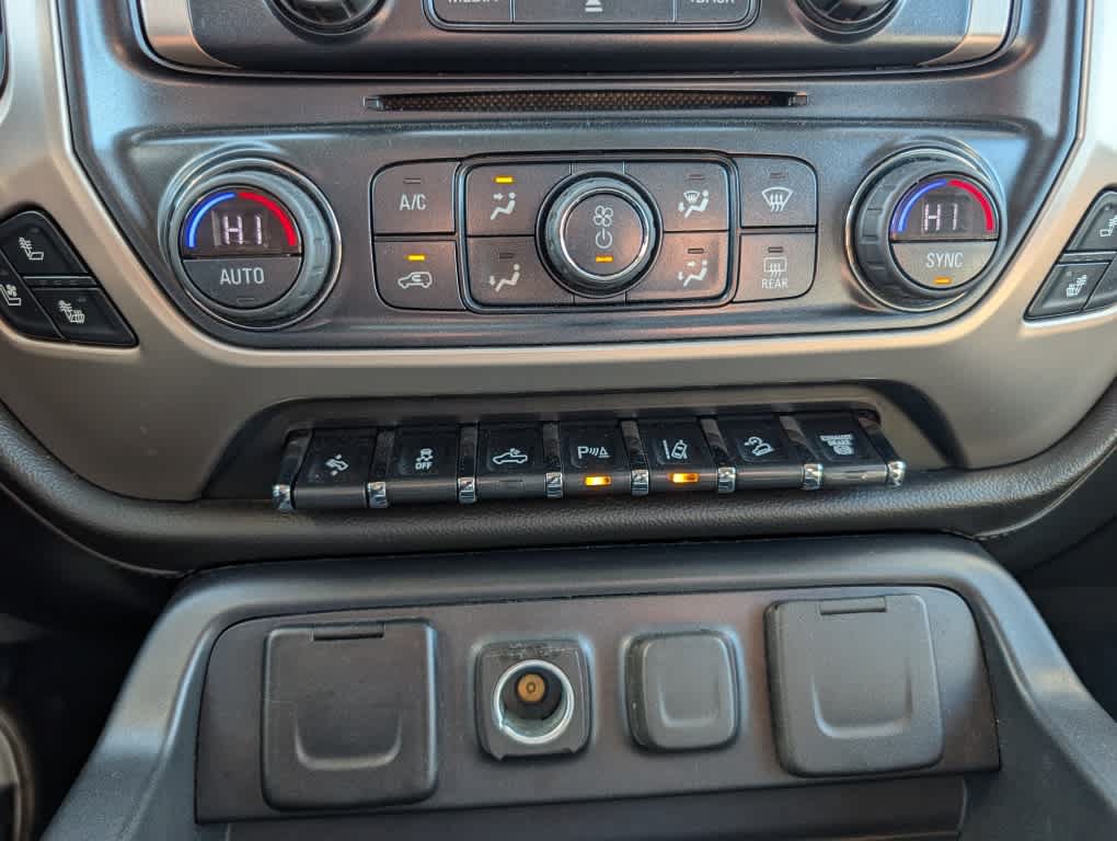 Used 2019 GMC Sierra 3500 Denali w/ Duramax Plus Package AWD/4WD image 19