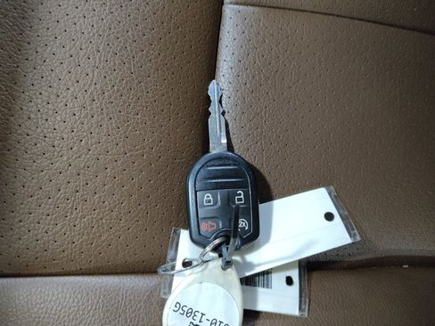 Used 2013 Ford F150 Platinum image 32