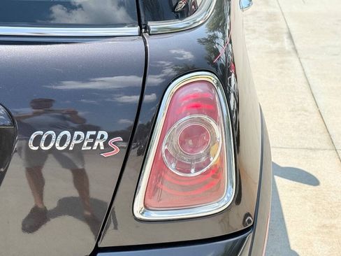 Used 2013 MINI Cooper S FWD image 19