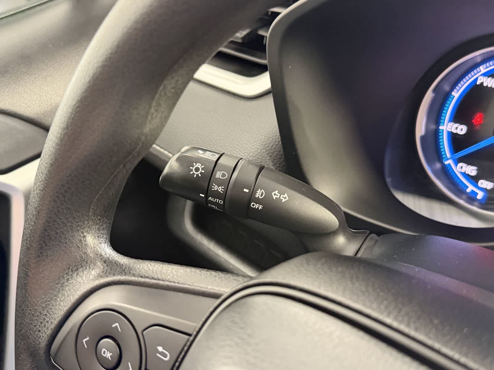 Used 2023 Toyota RAV4 AWD Hybrid image 16