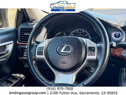 Used 2012 Lexus CT 200h Premium FWD image 13