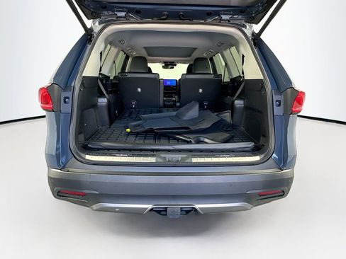 Used 2025 Toyota Grand Highlander Platinum image 31