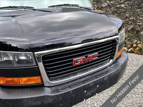 Used 2020 GMC Savana 2500 RWD image 19