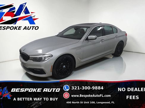 Used 2018 BMW 530e RWD image 1