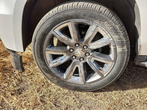 Used 2016 Chevrolet Tahoe LTZ image 10