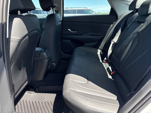 New 2026 Hyundai Elantra Limited FWD image 23