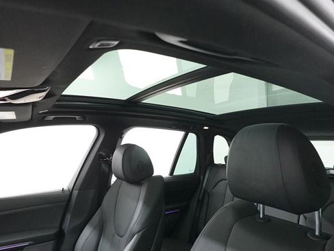 Used 2022 BMW X5 xDrive40i w/ Parking Assistance Package AWD/4WD image 13