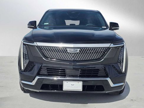 Used 2025 Cadillac Escalade IQ Luxury 1 AWD/4WD image 8