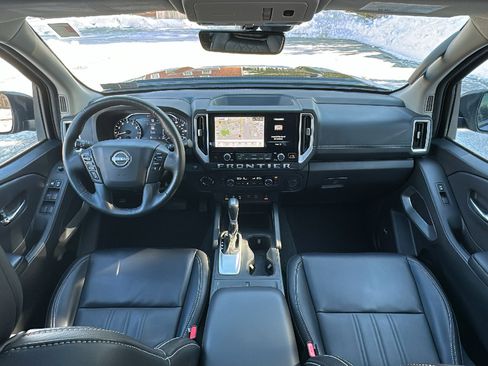 Certified 2025 Nissan Frontier SL AWD/4WD image 26