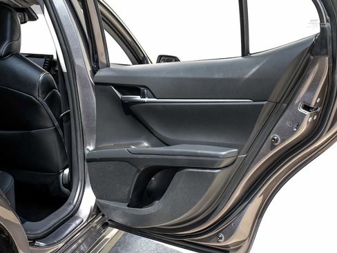 Used 2023 Toyota Camry SE w/ Convenience Package image 43