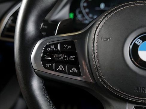 Used 2023 BMW X6 xDrive40i w/ Executive Package image 21