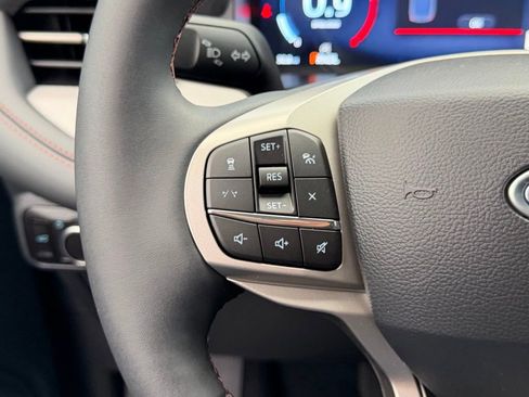 New 2026 Ford Explorer Active RWD image 17