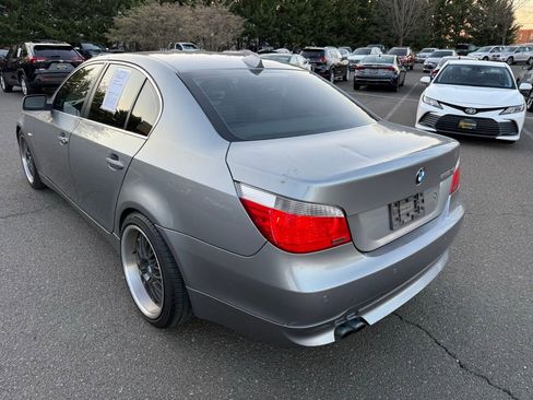 Used 2007 BMW 530xi Sedan image 2
