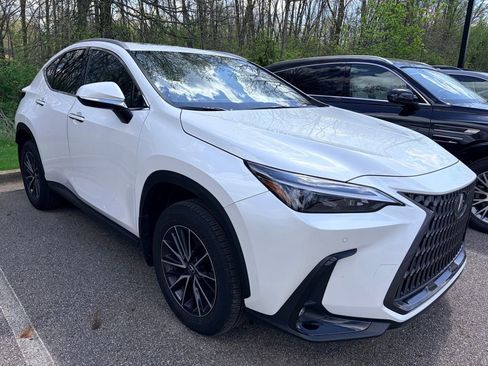 Used 2024 Lexus NX 350 AWD image 3