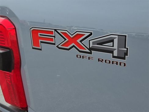 New 2026 Ford F350 Platinum w/ Platinum Plus Package image 17