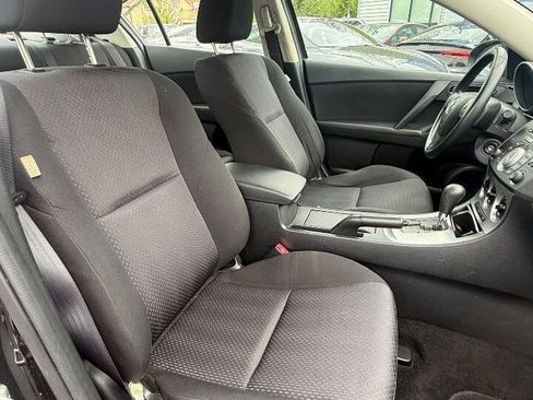 Used 2010 MAZDA MAZDA3 i Touring FWD image 14