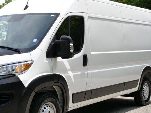 Used 2025 RAM ProMaster 2500 w/ Convenience Group FWD image 35