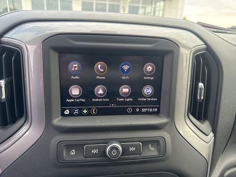 Used 2021 Chevrolet Silverado 1500 Custom Trail Boss AWD/4WD image 19