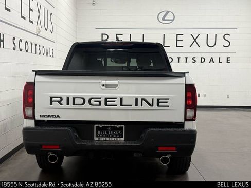 Used 2026 Honda Ridgeline Black Edition image 5