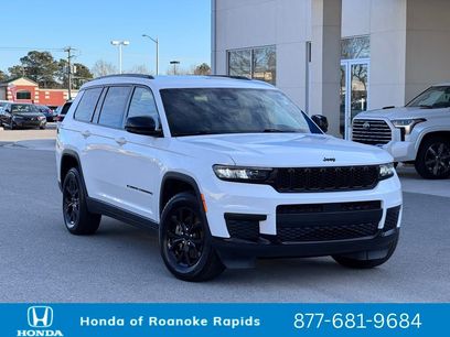 Used 2024 Jeep Grand Cherokee L Laredo