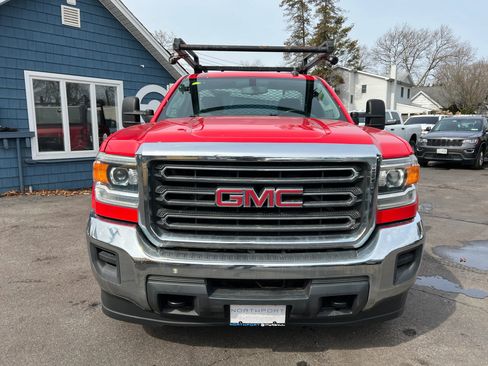 Used 2018 GMC Sierra 2500 Pickup 2D 8 ft image 9
