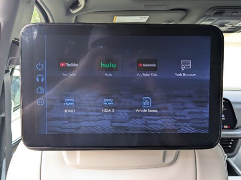 New 2025 Chevrolet Tahoe Premier image 32