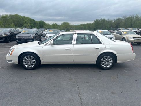 Used 2011 Cadillac DTS Premium w/ Driver Awareness Package FWD image 1