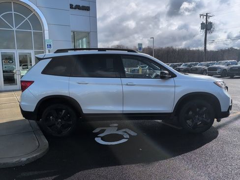 Used 2021 Honda Passport Elite image 8