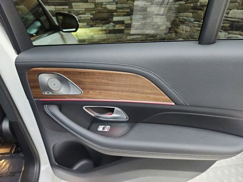 Used 2023 Mercedes-Benz GLE 350 4MATIC image 26