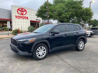 Used 2022 Toyota Corolla Cross L video 1