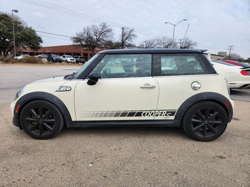 Used 2013 MINI Cooper S image 2
