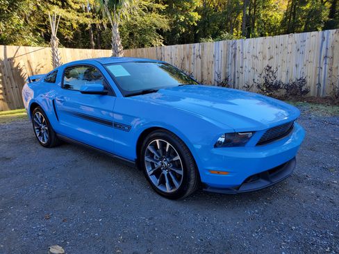 Used 2011 Ford Mustang GT Premium w/ Electronics Pkg image 16