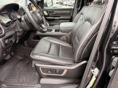 Used 2020 RAM 1500 Limited w/ Black Appearance Package AWD/4WD image 12