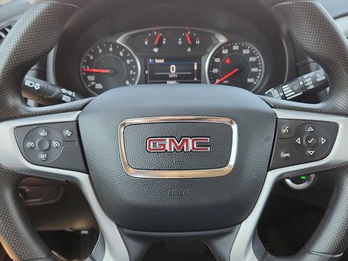Used 2024 GMC Terrain SLE w/ Driver Convenience Package FWD image 25