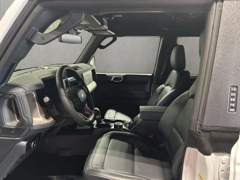New 2026 Ford Bronco Outer Banks AWD/4WD image 6