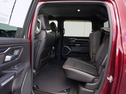 Used 2023 RAM 1500 Laramie AWD/4WD image 18