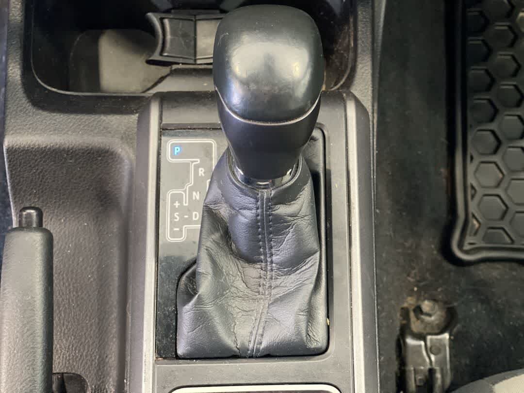 Used 2021 Toyota Tacoma SR5 AWD/4WD image 22
