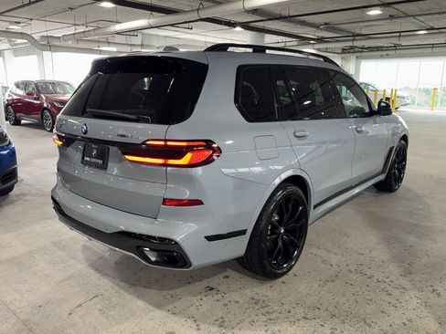 Used 2024 BMW X7 xDrive40i w/ Executive Package AWD/4WD image 8