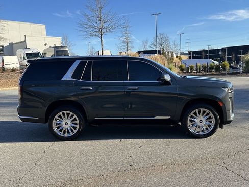 Used 2022 Cadillac Escalade Premium Luxury image 8