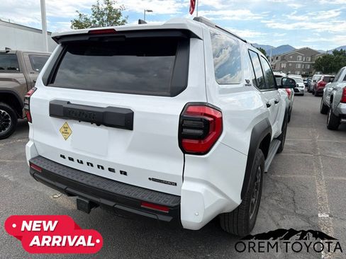 Used 2025 Toyota 4Runner TRD Off-Road AWD/4WD image 14