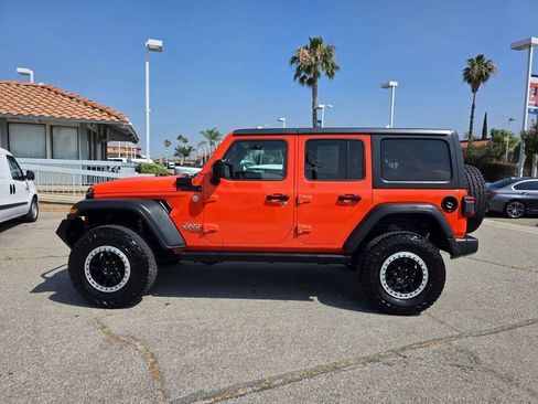 Used 2018 Jeep Wrangler Unlimited Sport S AWD/4WD image 9