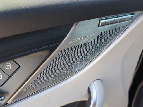 New 2026 Jaguar F-PACE R-Dynamic S image 18