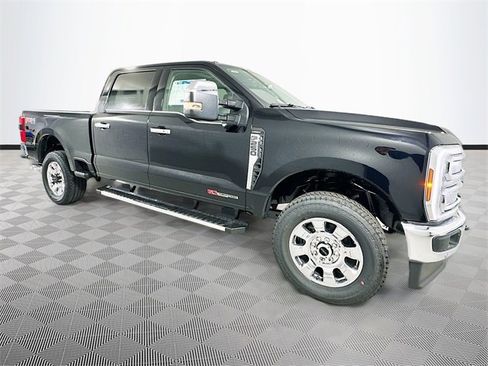 New 2026 Ford F250 Lariat w/ Lariat Premium Package image 5